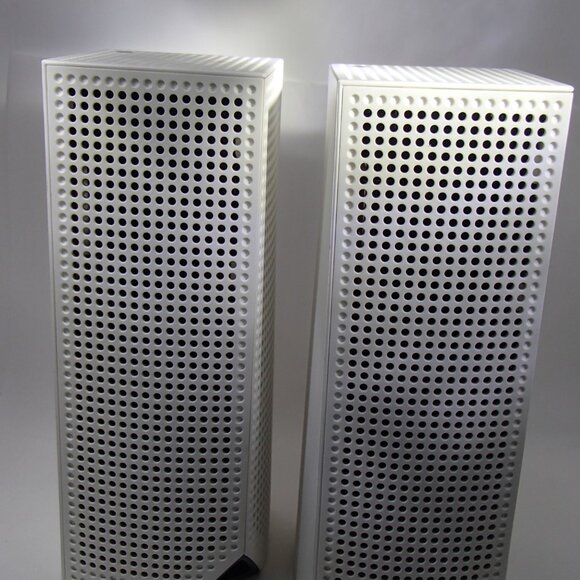 Linksys Velop WHW03 Wireless AC-2200 Tri-Band Whole Home Mesh Wi-Fi System - Picture 5 of 6